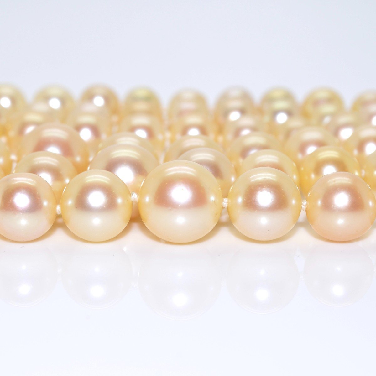 Triple Strand Pearl And Diamond Necklace-photo-2