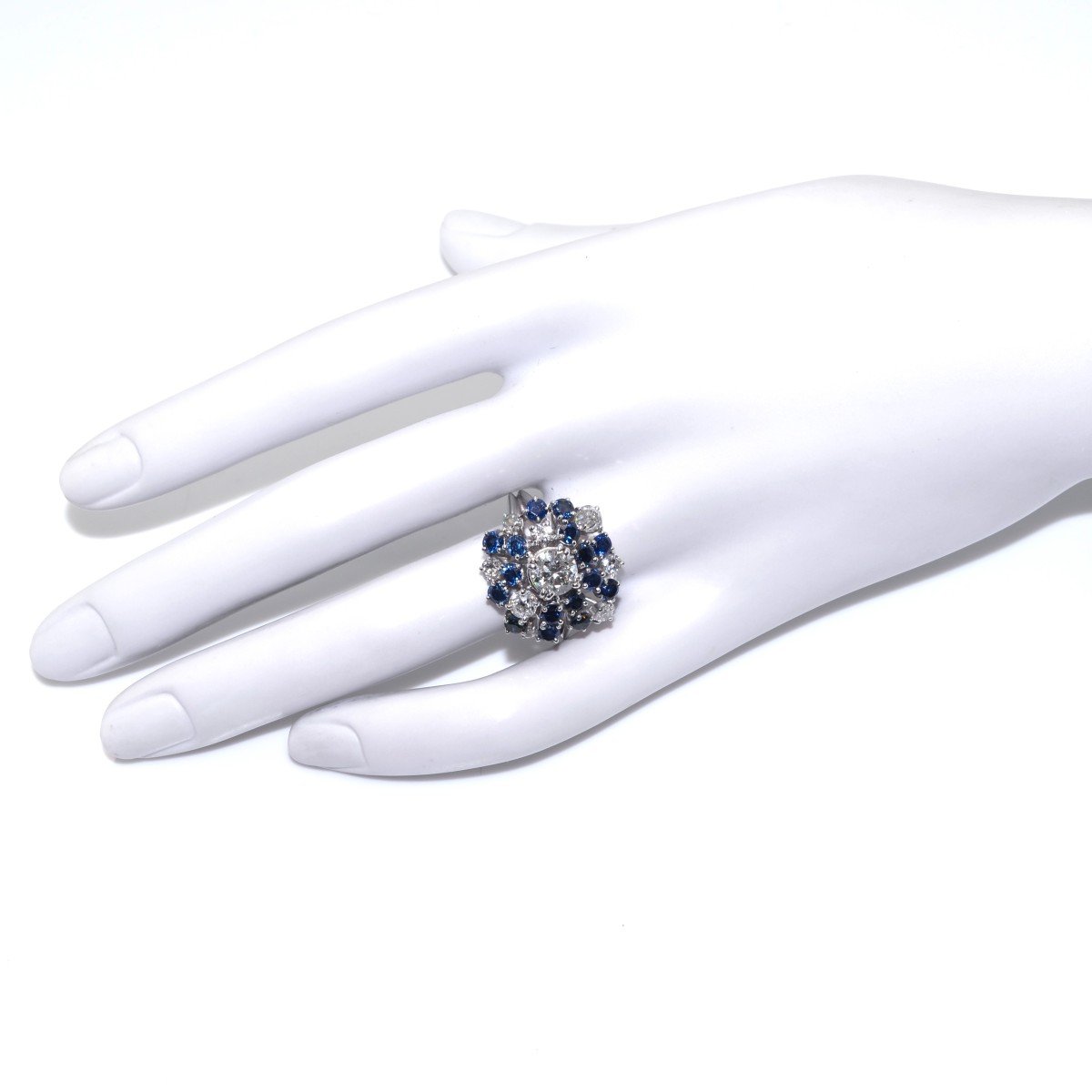 Flower Diamond And Sapphire Ring-photo-1