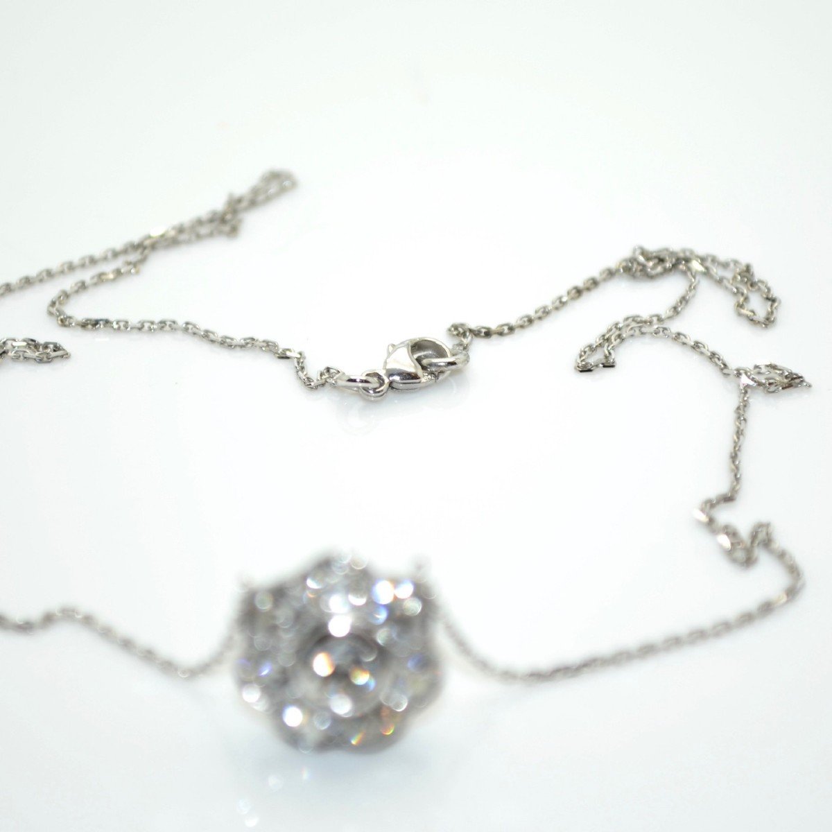 Diamond Flower Pendant-photo-2