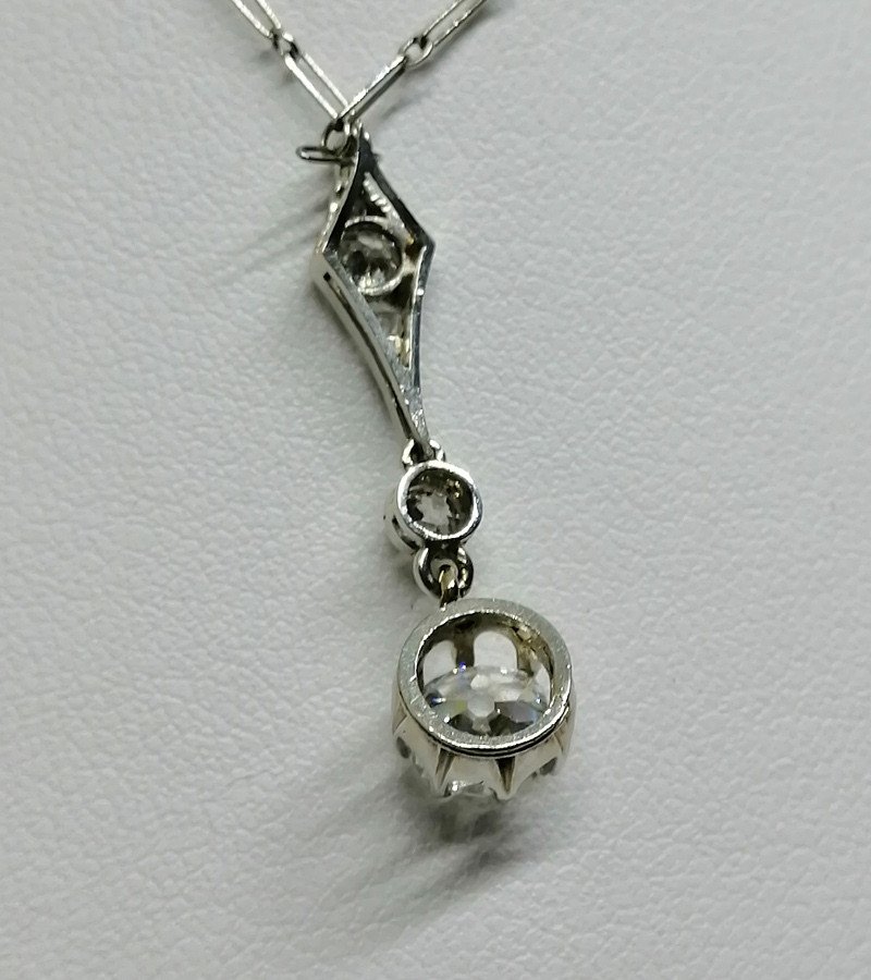 Chaîne Et Pendentif En Or Gris Avec Diamants.-photo-3