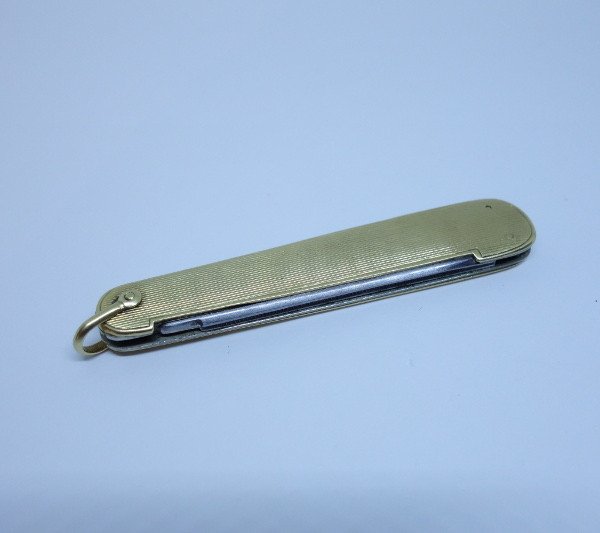 Small Gold Woman Pocket Knife.-photo-1