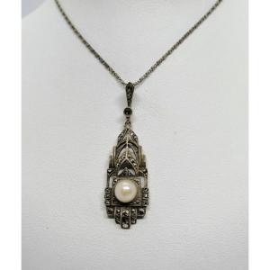 Silver Pendant, Structured Shape, Marcasites Paving, Pearl, Art Deco.