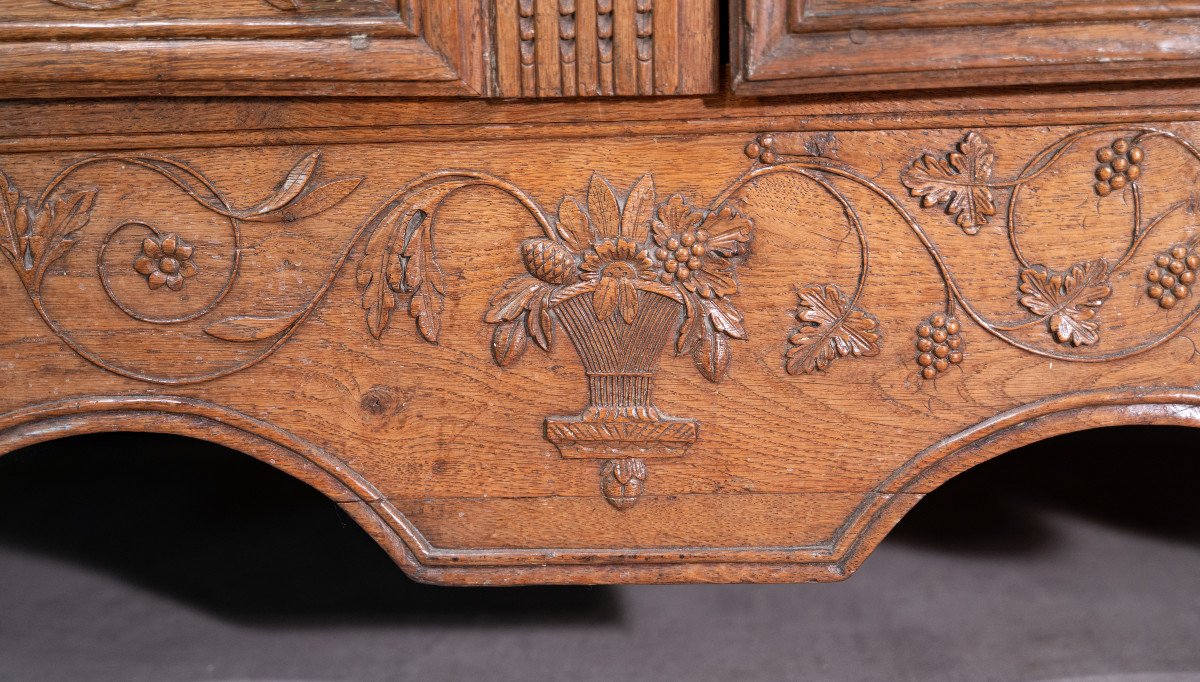 Norman Low Buffet In Carved Oak-photo-6