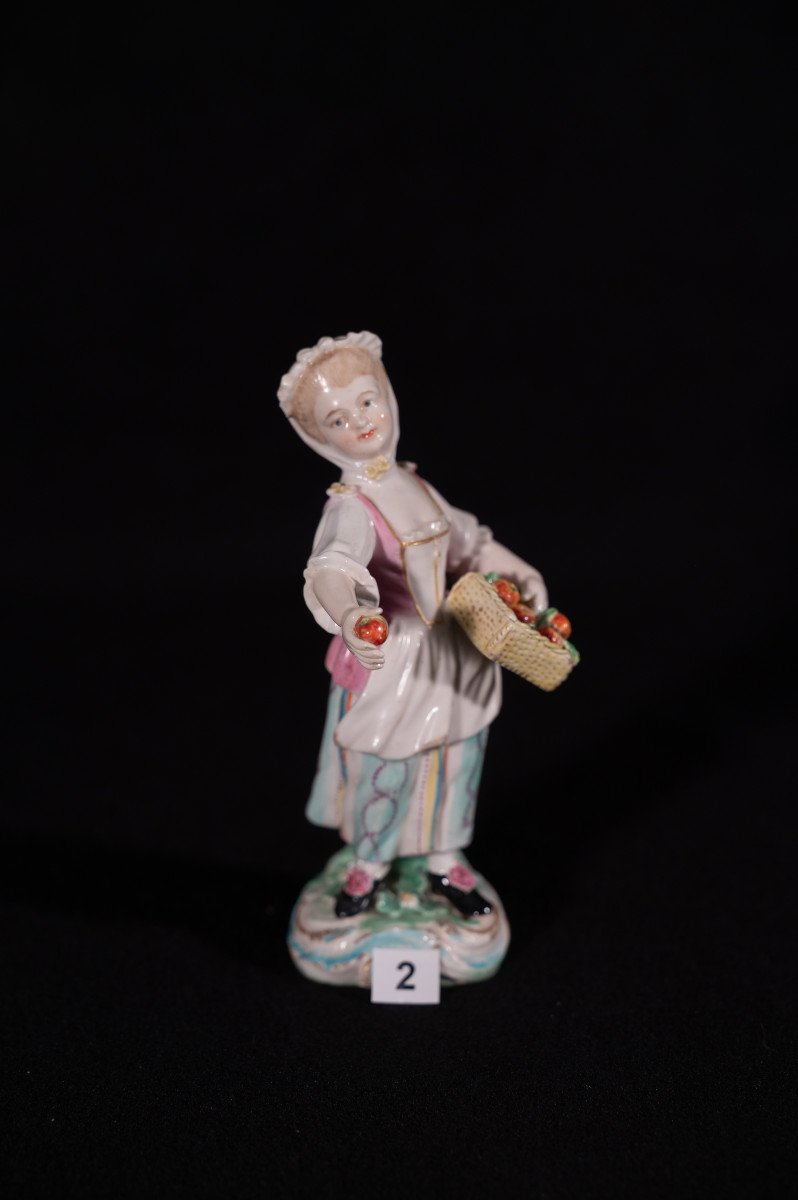 Porcelain Subjects Suite-photo-3