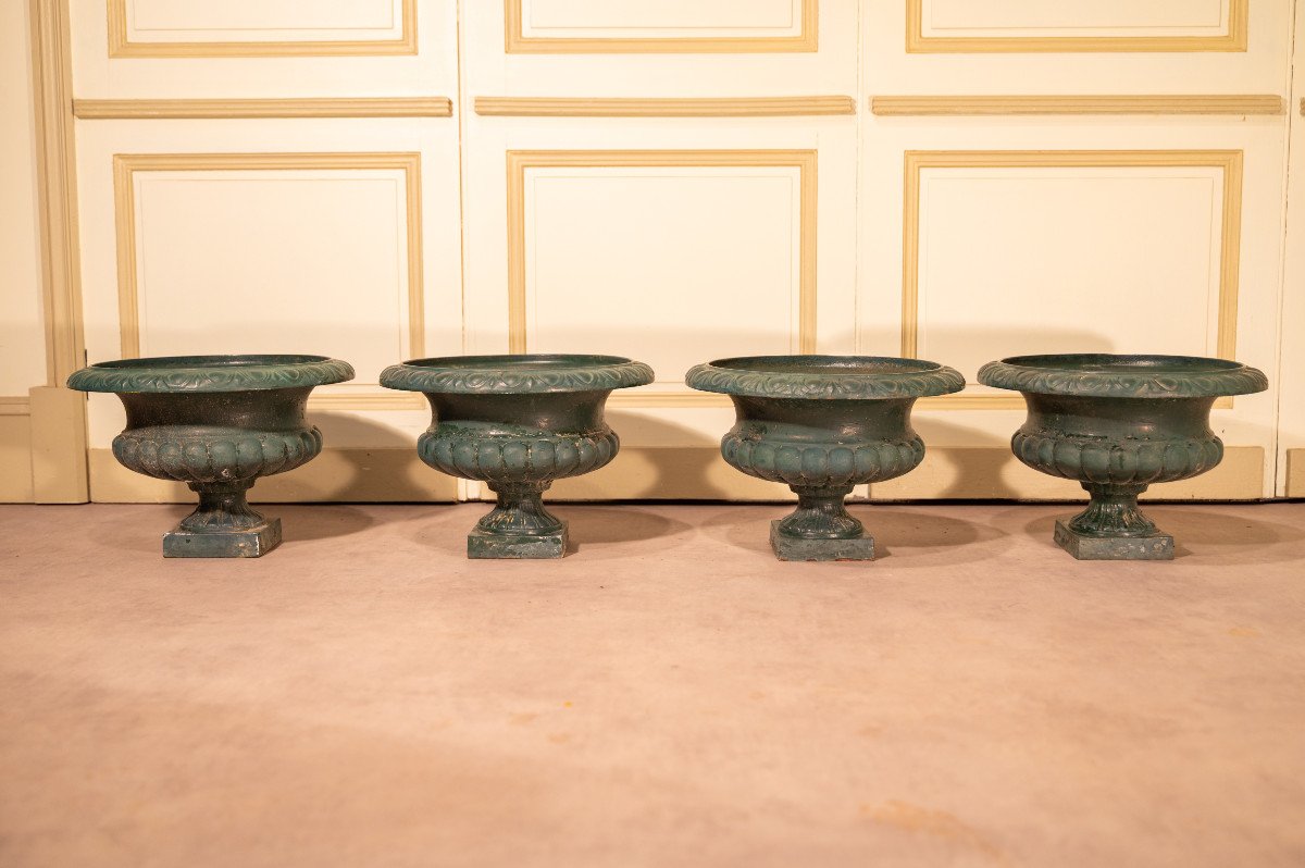 Set Of Four Cast Iron Basins-photo-2