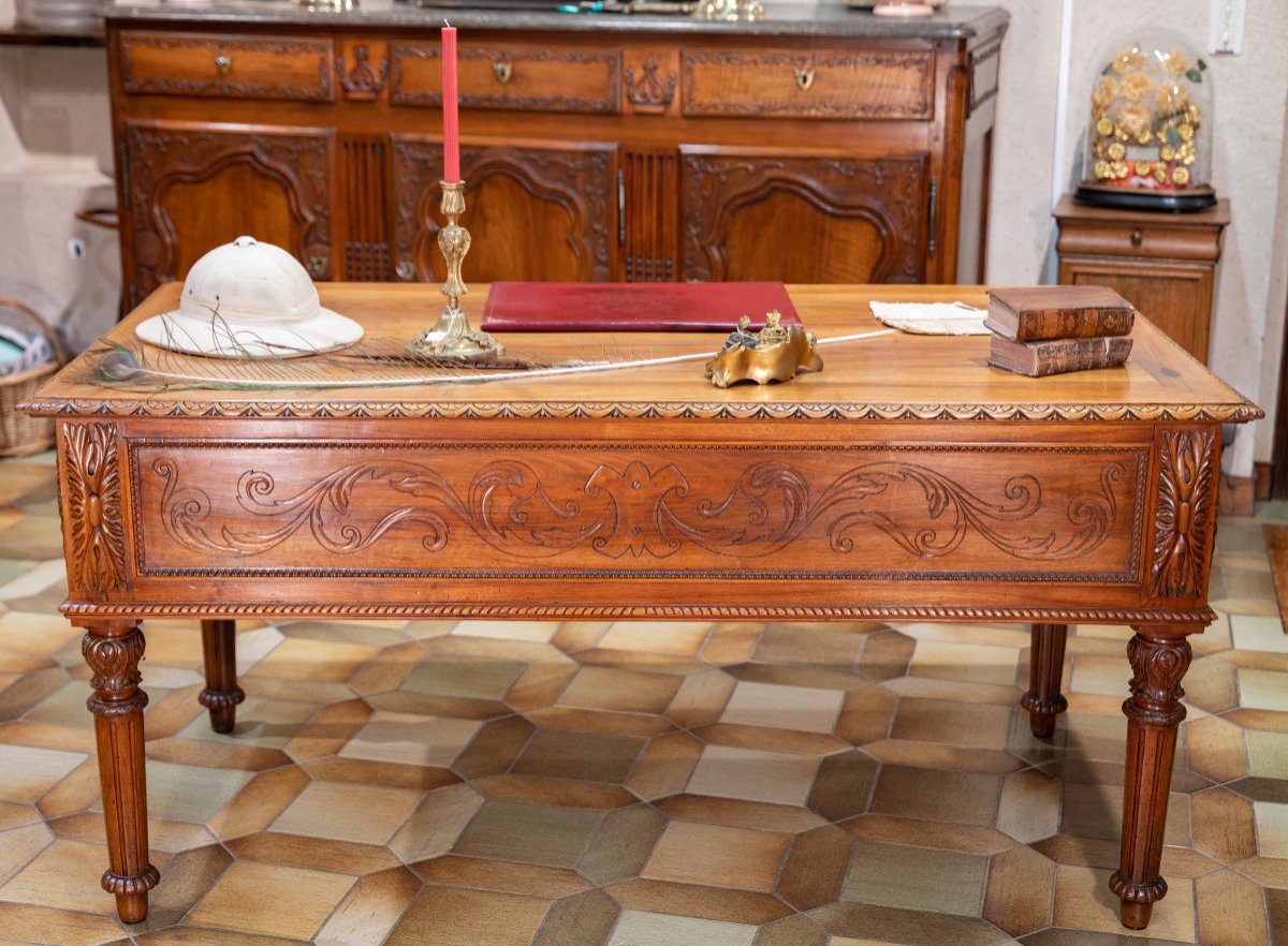 Important Flat Desk In Blond Walnut-photo-3