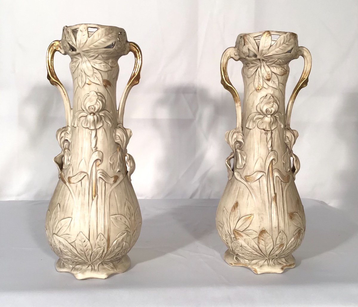 Paire De Vases Art Nouveau