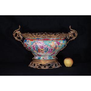 Coupe En Porcelaine De Bayeux, Monture Bronze