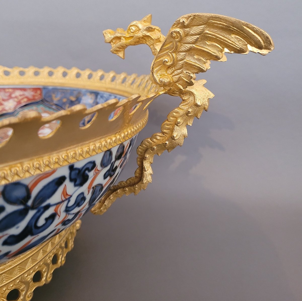 Japanese Imari Porcelain Cup Mounted Gilt Bronze-photo-3