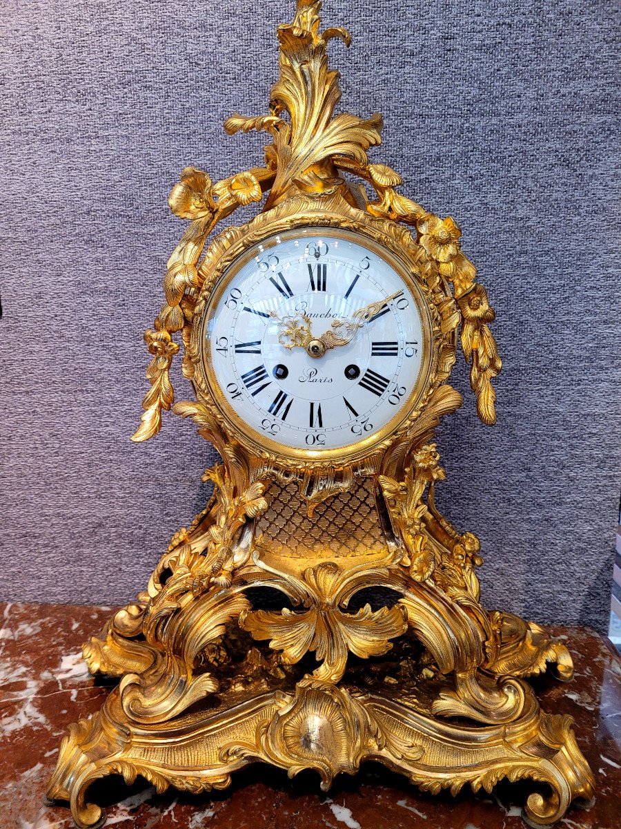 Important Rocaille Clock In Gilded Bronze