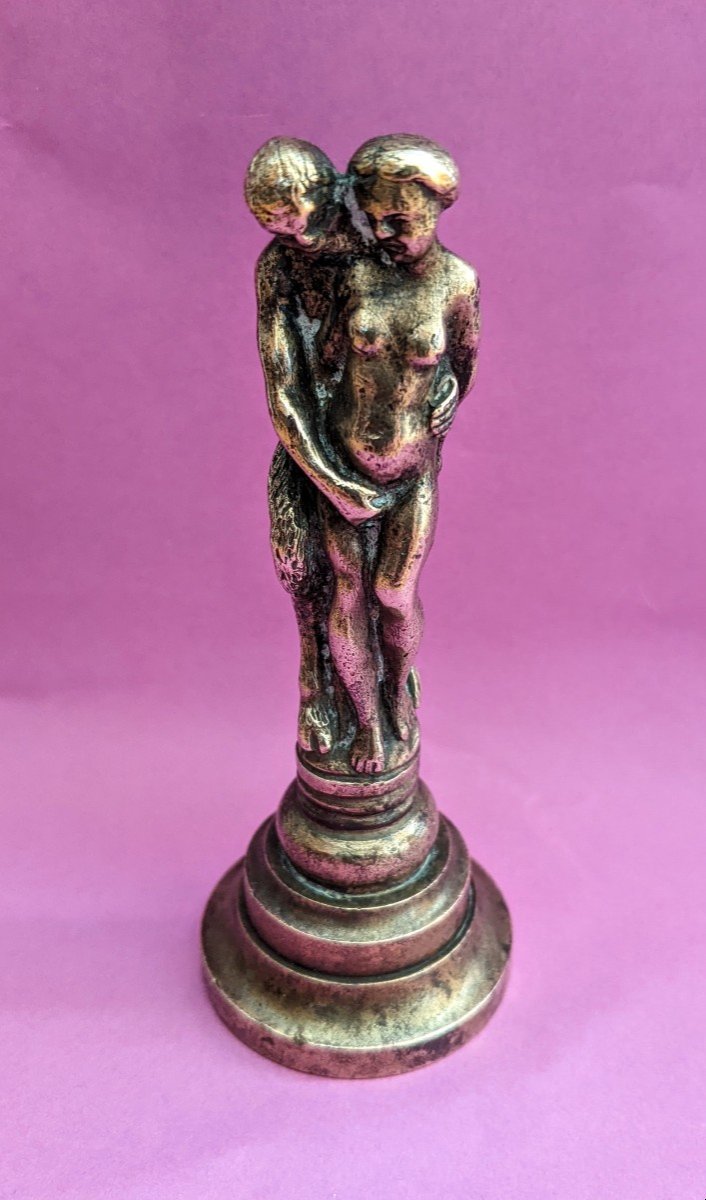 Cachet, sceau en bronze. Faune et nymphe-photo-1