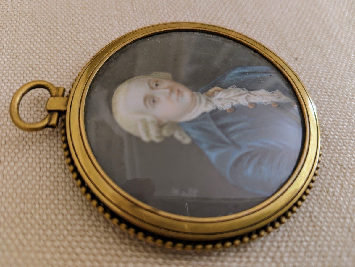 Miniature Portrait Of An 18th Century Gentleman By Hall-photo-2