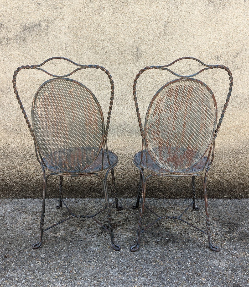 2 Iron Garden Chairs-photo-1