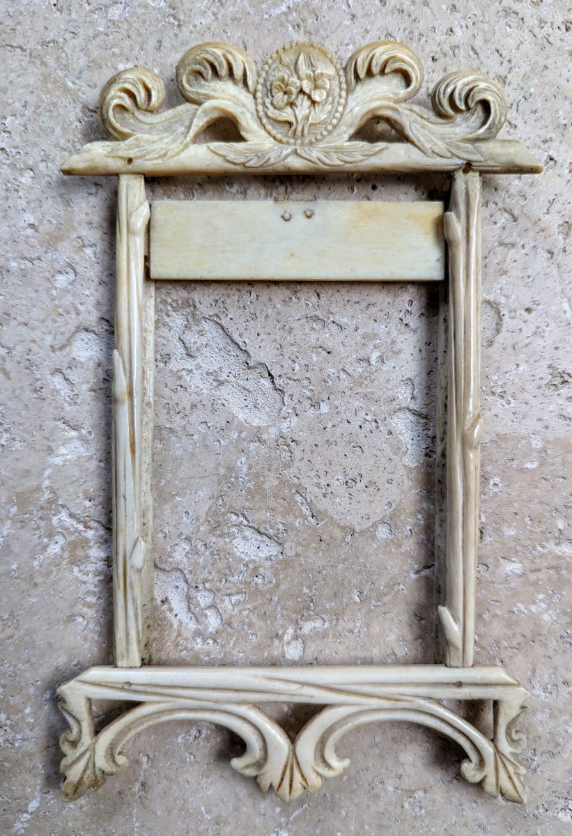 Popular Art Frame In Carved Ivory -photo-2