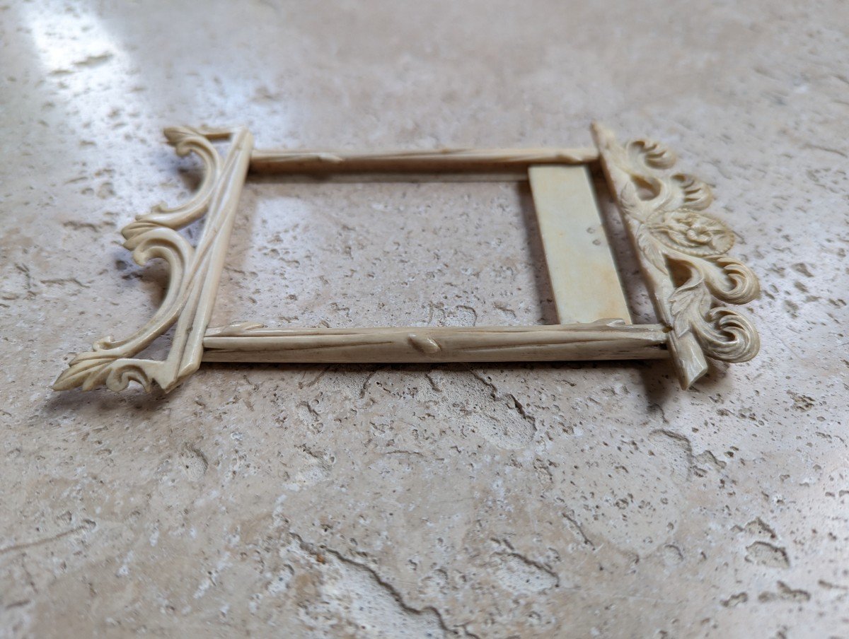 Popular Art Frame In Carved Ivory -photo-5