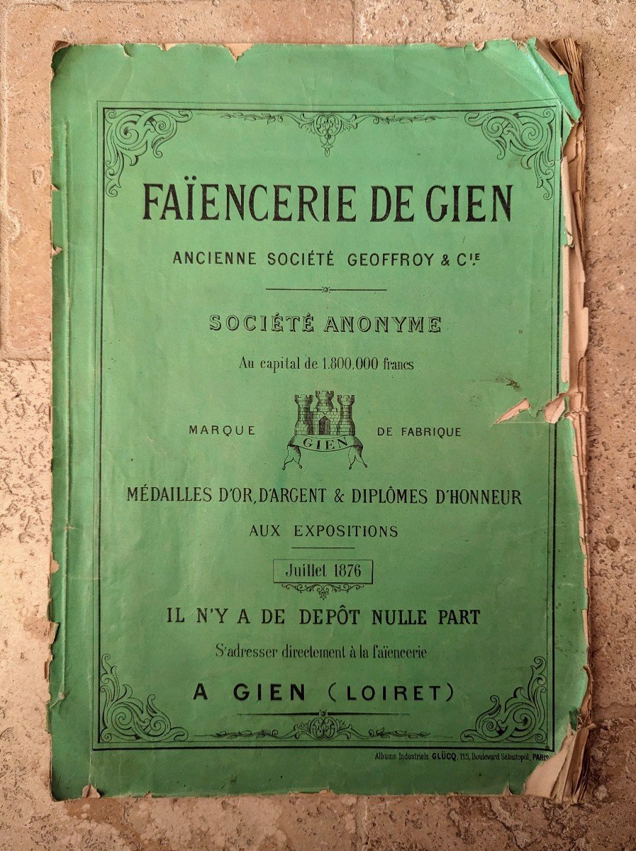 Rare Album Faïencerie de Gien vers 1876