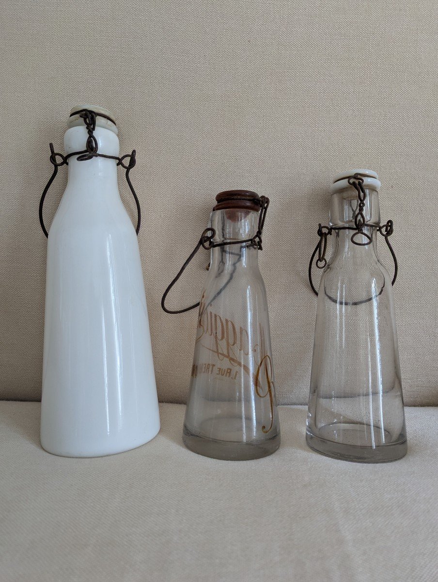 3 Bottles Of Milk. End Of 19th Century, Beginning Of 19th Century -photo-3