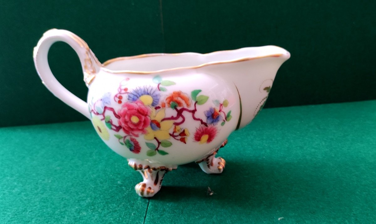 POT &Agrave; LAIT-PORCELAINE DE PARIS-JACOB PETIT-MONOGRAMM&Eacute;-D&Eacute;COR FLORAL-DORURE-VERS 1830