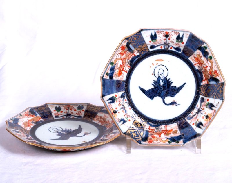 Japon, ère Edo 18ème Siècle -  Paire d'Assiettes à Décor De Fukurokuju En Porcelaine De Imari-photo-2