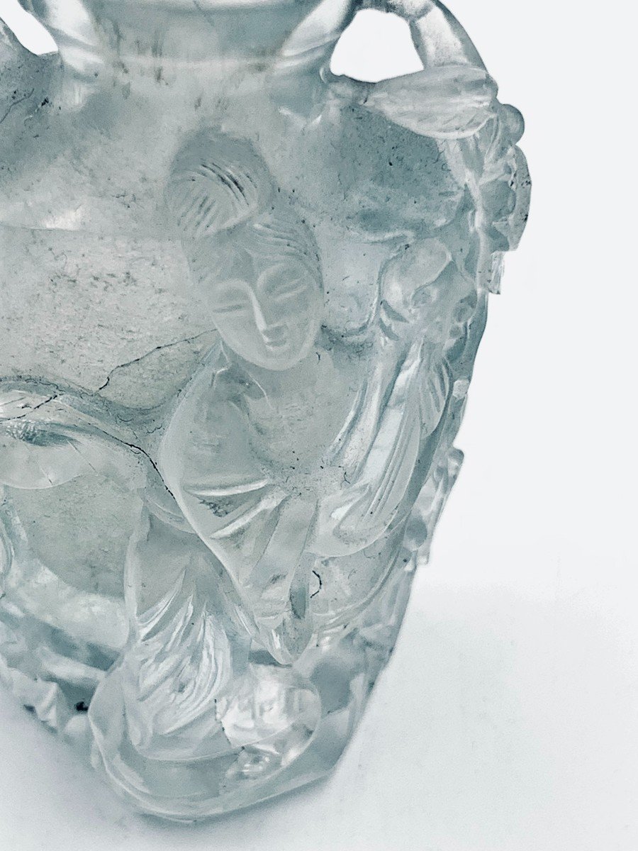 Petit Vase Couvert - Cristal De Roche à Décor En Relief - Chine - 20ème Siècle. -photo-1
