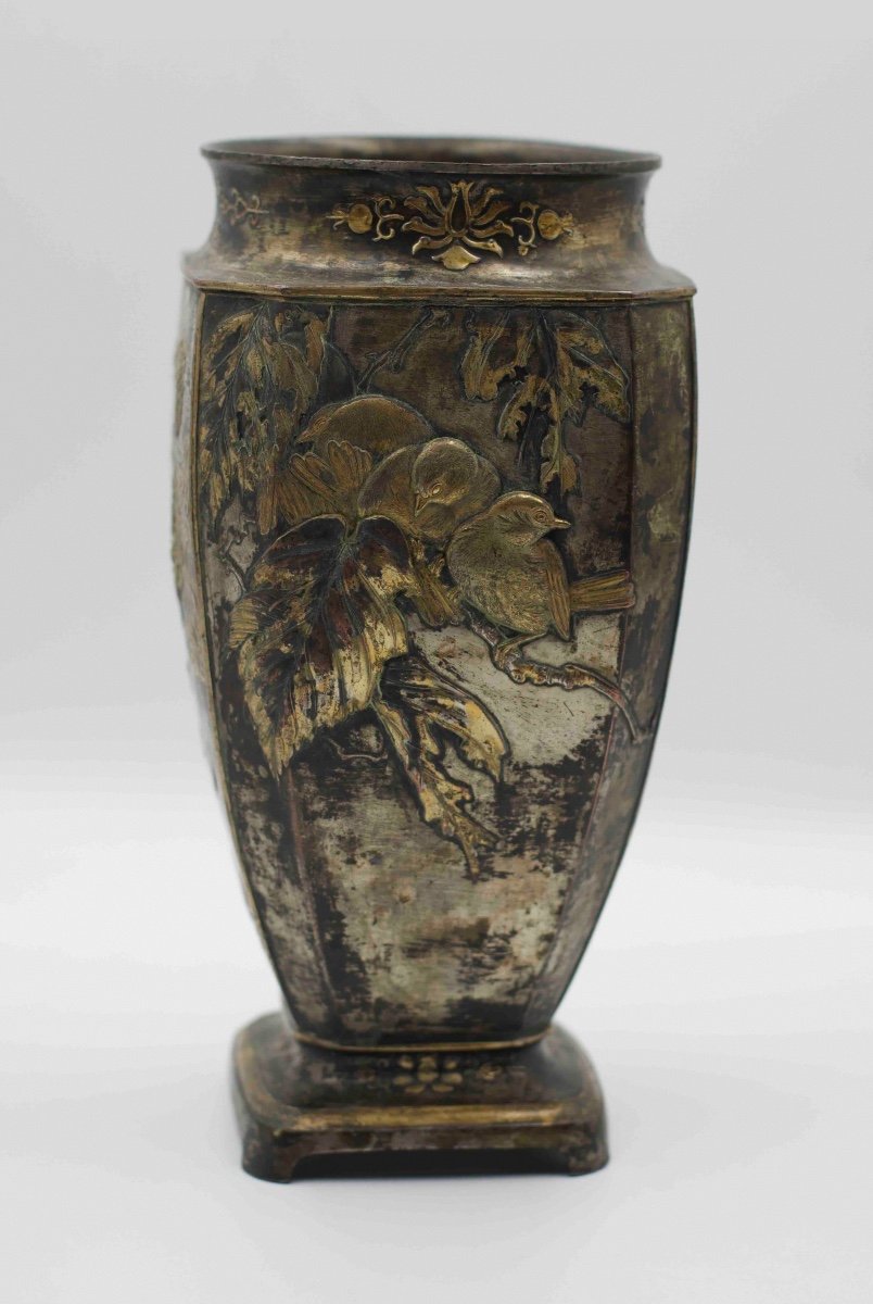 Japan Circa 1900 - Vase Decorated With Eagle, Branched Birds And Flowers In Waves-photo-3