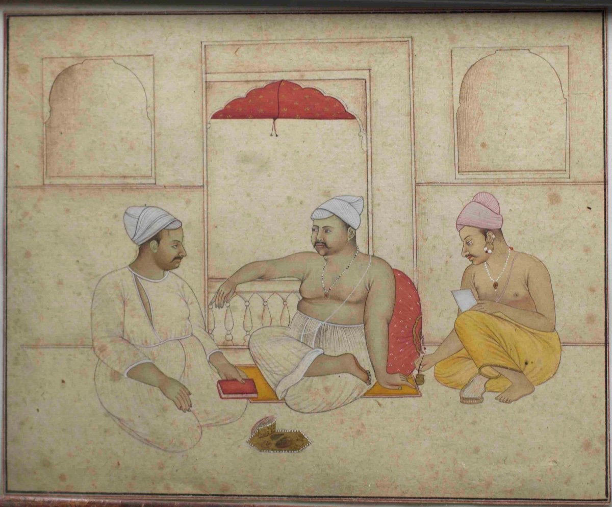 Inde 19ème Siècle - Miniature Illustrant Trois Hommes Indiens En Discussion Dans Un Intérieur-photo-3