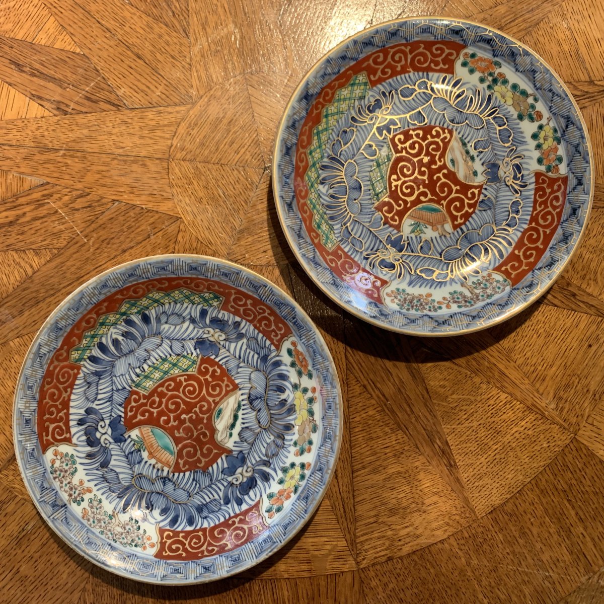 Pair Of Porcelain Plates In Polychrome Enamel And Gold Imari Kinrande Style, Japan - Arita 19th-photo-3