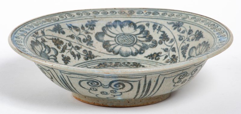 Vietnam Annam – Plate With Floral Decoration In Cobalt Blue Of Chrysanthemums-photo-2