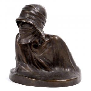 Isnard 20th Century - Orientalist Bronze Bust Of A Camel Rider With A Veiled Face