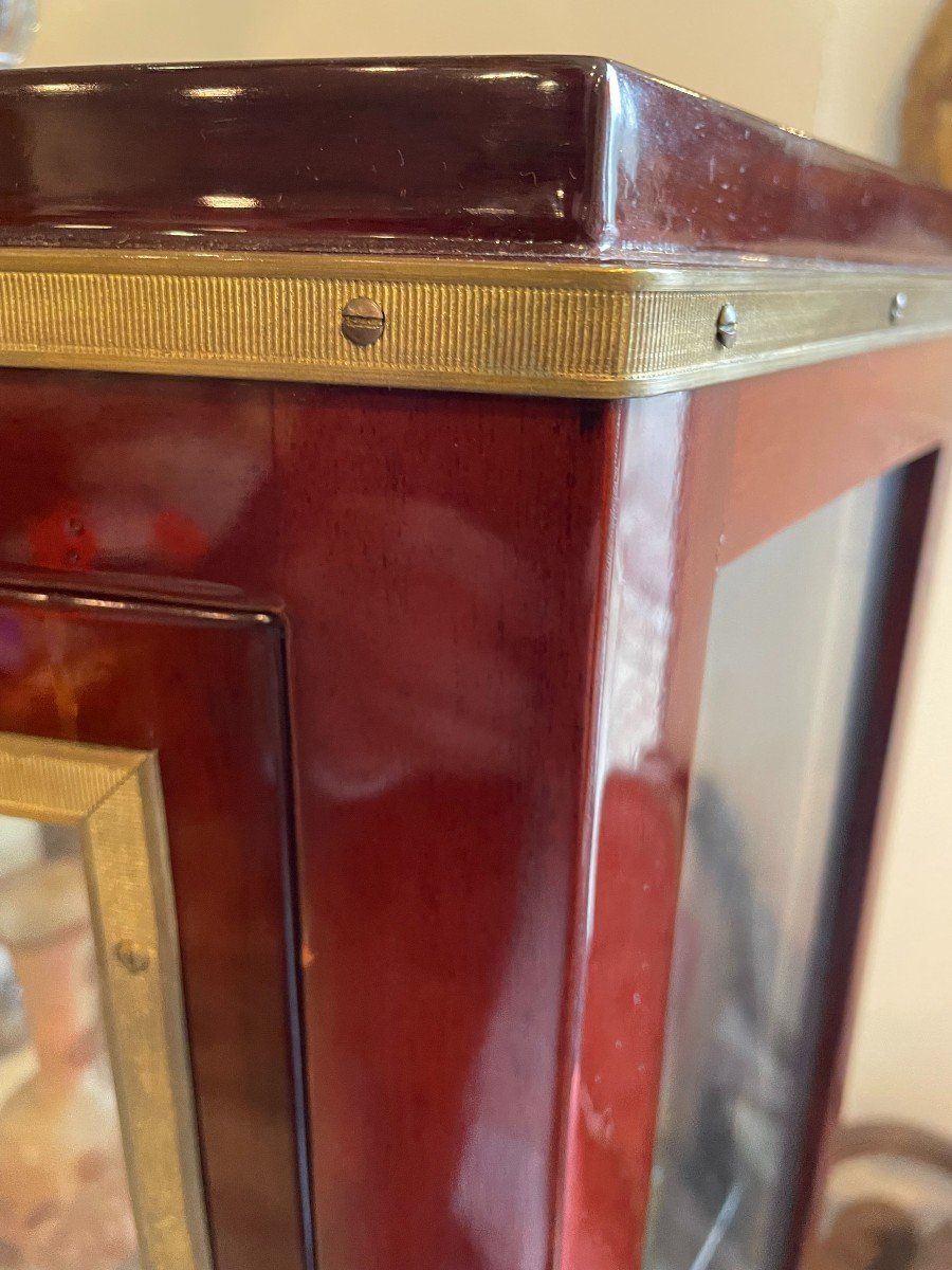 1925 Mahogany Display Cabinet With Cut Sides -photo-4