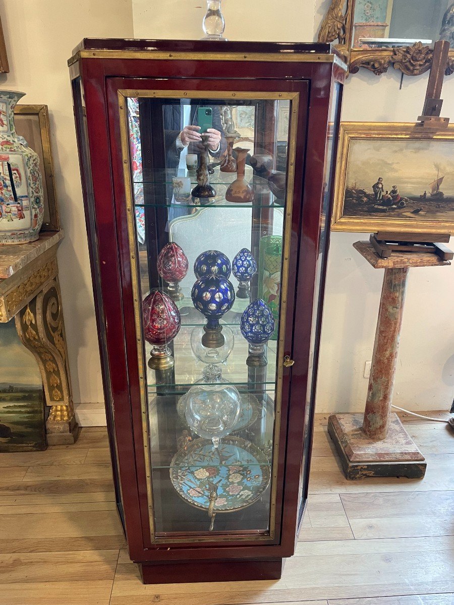 1925 Mahogany Display Cabinet With Cut Sides -photo-1