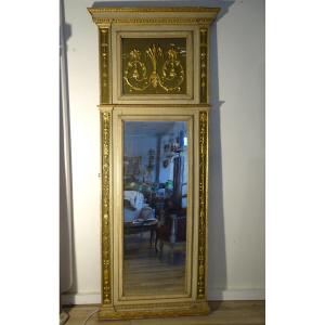 Italian Neoclassical Trumeau In Painted And Gilded Wood 18th Century