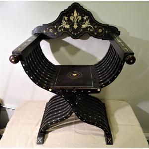 An Italian Renaissance Bone-Inlaid Walnut Savonarola Chair, Late