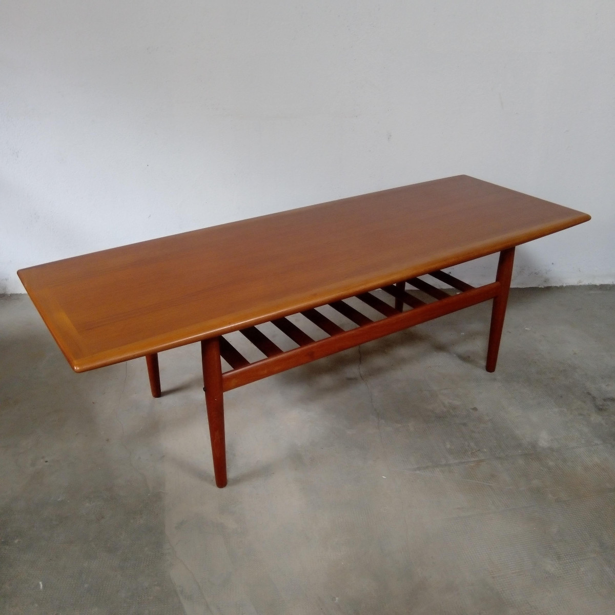 Grete Jalk Teak Coffee Table-photo-4