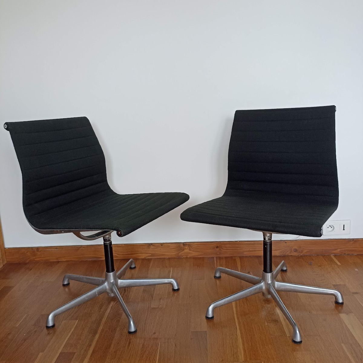 Pair Of 101 Chairs By Charles And Ray Eames