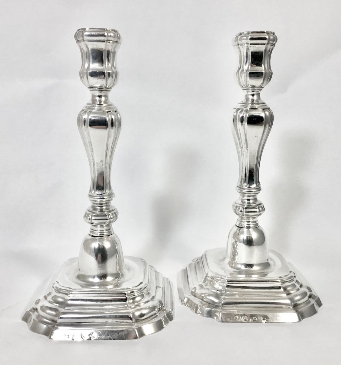 Bruges 1738, Pair Of Candlesticks In Sterling Silver, Ioannes Vincke, Kandelaars Zilver Brugge