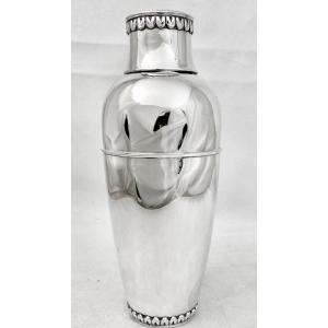 Shaker In Sterling Silver. Holland, 1927