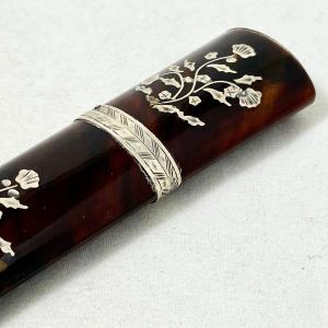 Tortoiseshell And Silver Needle Case, Late 18th - Early 19th