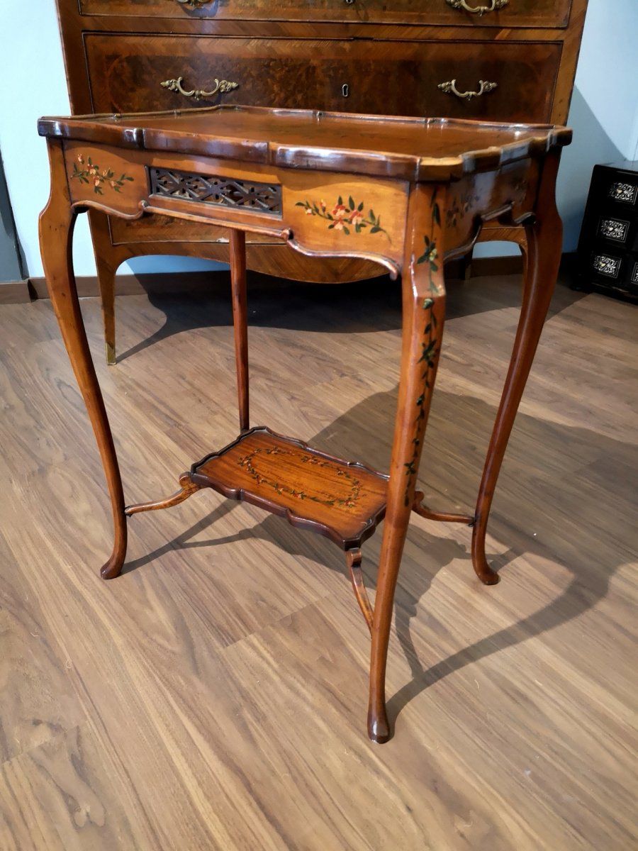 Small Table, England, Period: 19th Century-photo-1