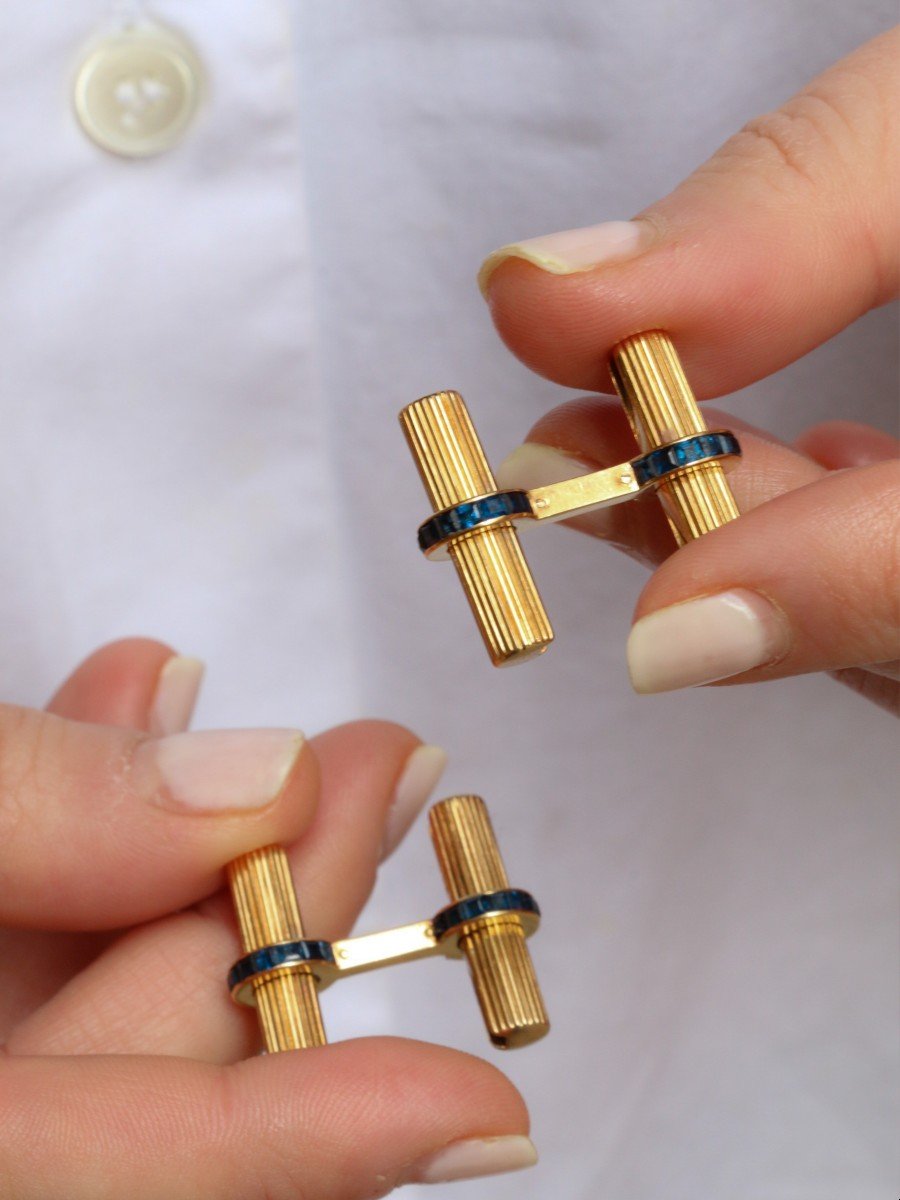 Cartier Gold Cufflinks Sapphires Calibres-photo-2