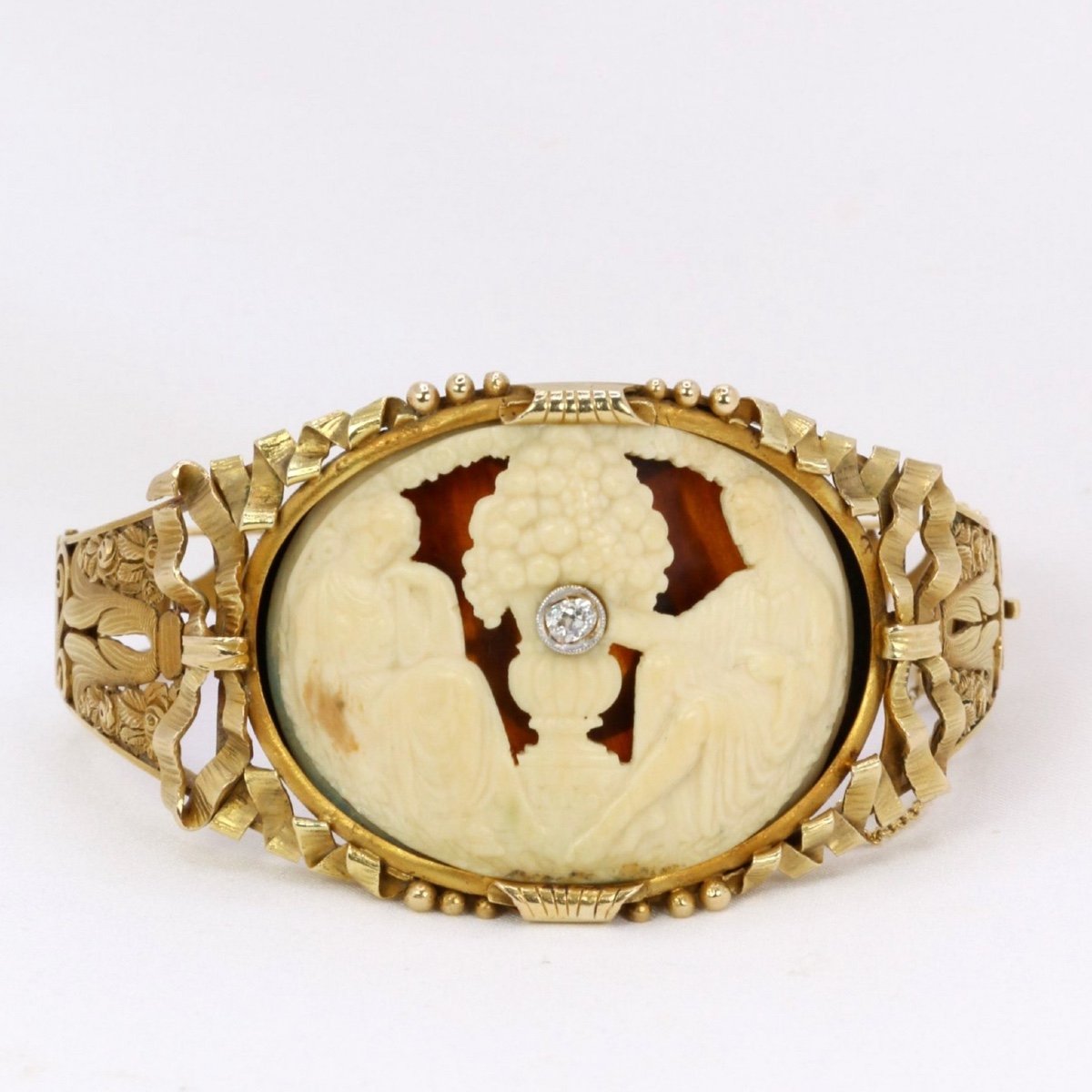 Art Nouveau Cameo Bracelet On Ivory