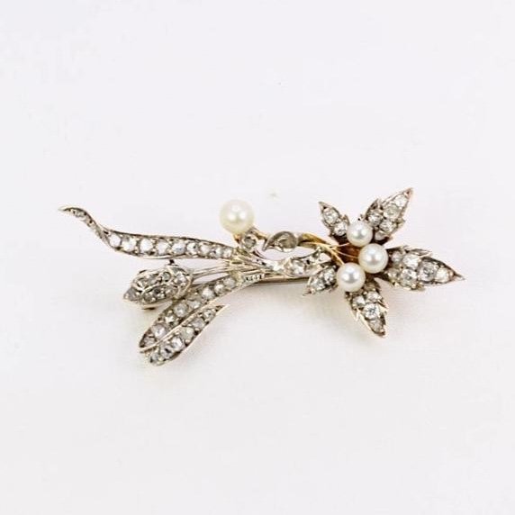 Broche Erable En Or, Diamants, Et Perles Fines