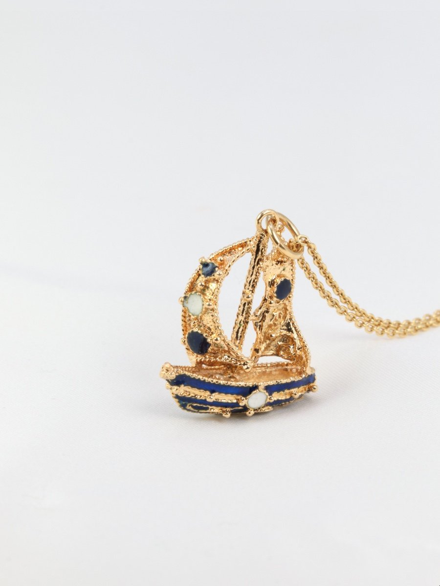 Vintage Enamel Sailboat Pendant-photo-3