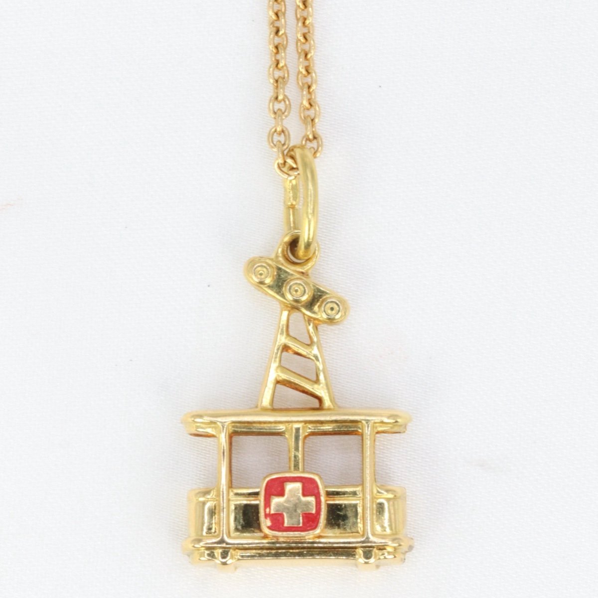 Pendentif Vintage Téléphérique En Or Jaune