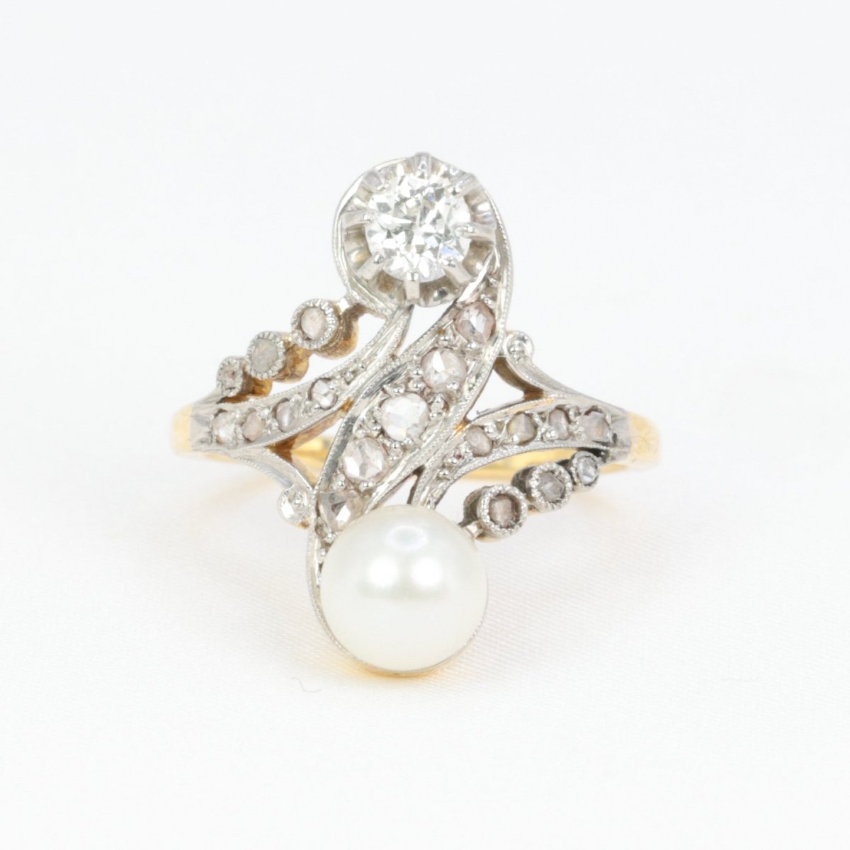 Belle-epoque You And Me Ring In White Gold, Diamonds And Pearl