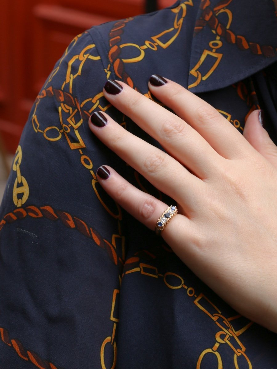 Antique Garter Ring In Gold, Old Cut Diamonds And Sapphires-photo-5