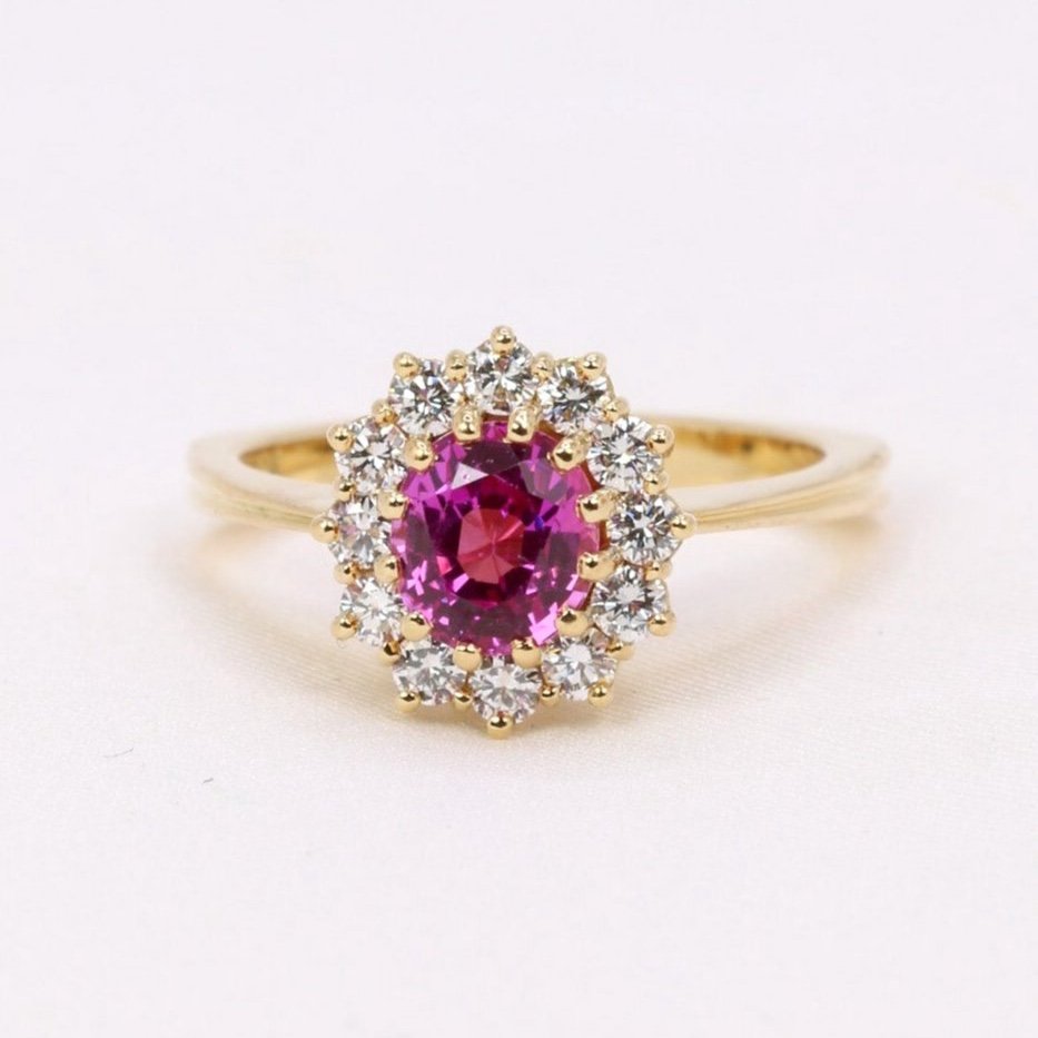 1.3 Ct Pink Sapphire Daisy Ring