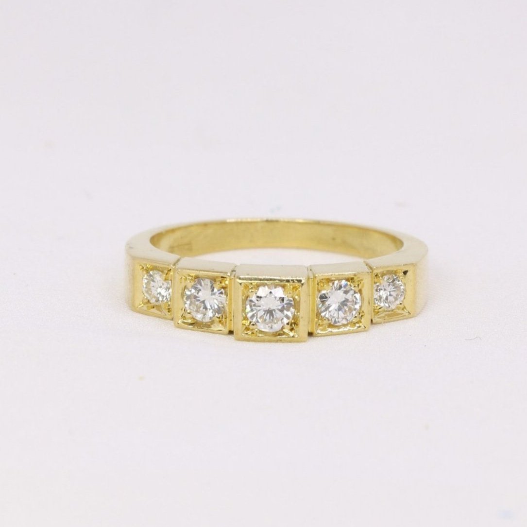 Vintage Steps Ring Yellow Gold Diamonds