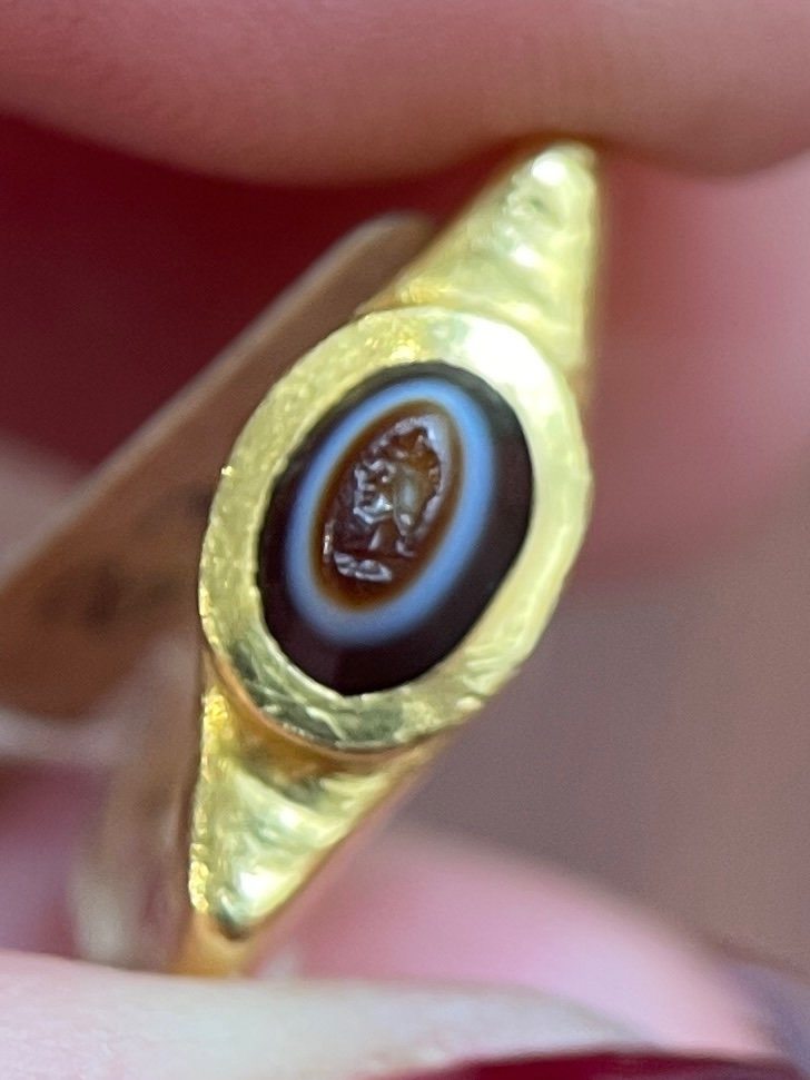 Antique Roman Intaglio Ring On Agate Depicting Athena In Profile-photo-5