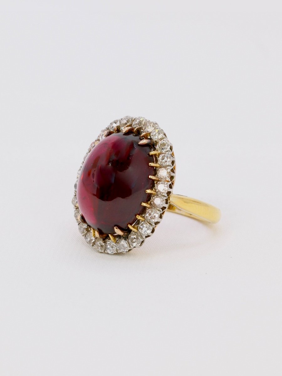 Marguerite Ring Cabochon Garnet Old Cut Diamonds-photo-3